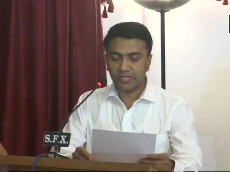 గోవా సీఎం కుర్చీపై కాంగ్రెస్ కన్ను.. రేపే బల పరీక్ష..!