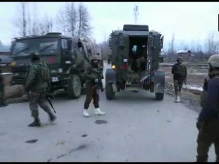 కశ్మీర్ లో ఎన్ కౌంటర్ : ఉగ్రవాదిని మట్టుబెట్టిన భద్రతాదళాలు