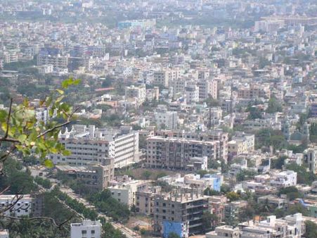 లోకసభ ఎన్నికలు 2019 : తిరుపతి నియోజ‌క‌వ‌ర్గం గురించి తెలుసుకోండి
