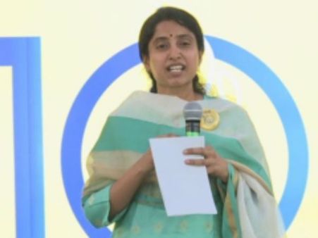 జమ్మలమడుగులో వైయస్ భారతి ప్రచారం: చంద్రబాబును ప్రజలు ఛీదరించుకుంటున్నారు