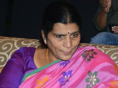 లక్ష్మీపార్వతిపై మరో ఆరోపణ చేసిన కోటి..! చెప్పింది తప్పైతే నడిరోడ్ మీద ఉరి తియ్యండి.