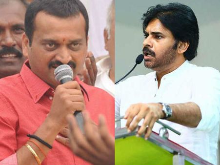 పవన్ కల్యాణ్ సీఎం కావలని కోరుకుంటున్న కాంగ్రెస్ నేత ! ఎందుకో తెలుసా ?