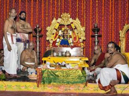 భద్రాద్రి సీతారామస్వామి బ్రహ్మోత్సవ సంరంభం .. అంకురార్పణతో నేటి నుండి ప్రారంభం