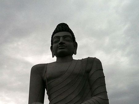 సూర్యాపేట జిల్లా ఫణిగిరిలో భారీ బౌద్ద స్థూపం