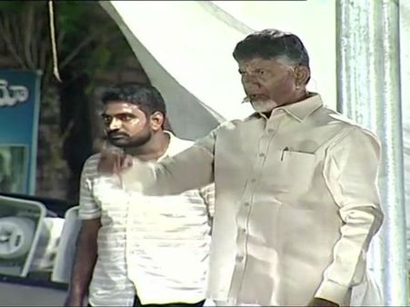 ప్రచారానికి మిగిలింది 7 రోజులే: ఆంధ్రా వారి దెబ్బఎంటో మోడీకి చూపిస్తాం : గుంటూరులో బాబు