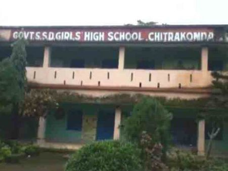 భయం..భయం! 15 పోలింగ్ కేంద్రాల్లో ఒక్క ఓటూ పడలేదు!