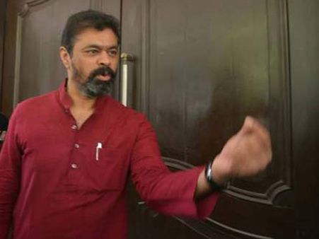 సీయం ర‌మేష్ ఇంటి పై పోలీసులు దాడులు : ఎస్పీ ఆదేశాల మేర‌కే : సీయం సీరియ‌స్‌..!