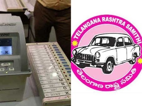 ప్రత్యర్థులపై నమ్మకమా?.. పోలీసులపై అపనమ్మకమా?.. ఈవీఎంల భద్రతకు గులాబీ క్యాడర్..!