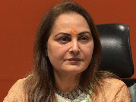 ఆవు చేలో మేస్తే..దూడ గట్టున మేస్తుందా: జయప్రదను అబ్దుల్లా ఇంతమాటనేశాడేంటి..?