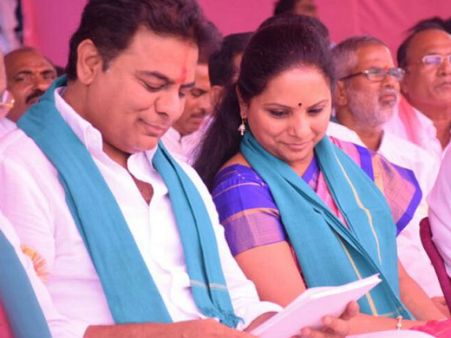 పోద్దున చెల్లి ఇలా...సాయంత్రం అన్నా అలా..కవిత,కేటీఆర్ మాటల మధ్య ఇంత తేడా ఎందుకు ?