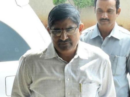 సీయ‌స్ నెక్స్ట్ టార్గెట్ అదేనా : టిడిపి నేత‌లు ఇరుక్కుంటారా : ఎల్వీకి ఆ అధికారం లేదు..!