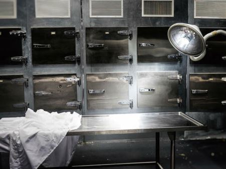 చనిపోయిన వ్యక్తి మళ్ళీ బతికాడు .. ఆతర్వాత ఏమైందంటే