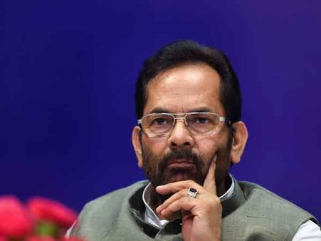 మోడీసేన వ్యాఖ్యలపై ఈసీ సీరియస్.. కేంద్రమంత్రి నఖ్వీకి వార్నింగ్