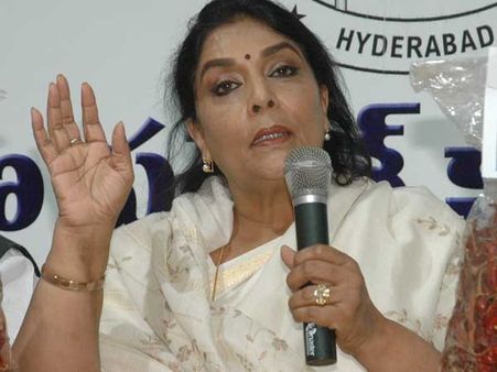 ఖమ్మం సీటుపై కాంగ్రెస్ గురి .. మాటల తూటాలు పేలుస్తున్న రేణుకా చౌదరి