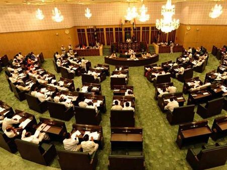 ప్రమాణస్వీకారం చేసిన 5గురు ఎమ్మెల్సీలు