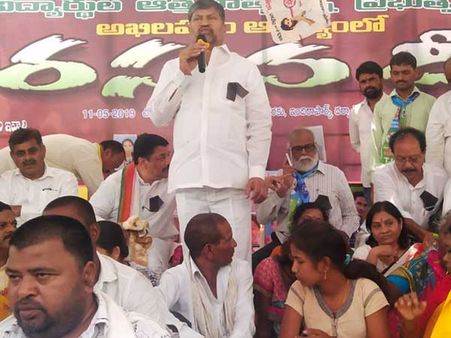 విద్యార్థుల ఆత్మహత్యలు ప్రభుత్వ హత్యలే..!రాష్ట్రపతిని కలుస్తామన్న అఖిలపక్ష నేతలు..!!