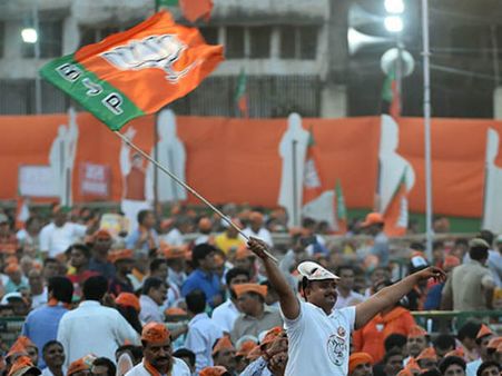 ఈసారైనా ఢిల్లీ పీఠం బీజేపికి దక్కేనా..! రెండు దశాబ్దాల కల నెరవేరేనా..?!!