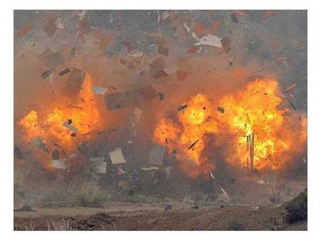 ఝార్ఖండ్‌లో పేలుడు : ముగ్గురి మృతి, ఇద్దరికీ గాయాలు