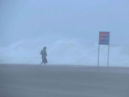 ఫోనీ ఎఫెక్ట్ః త‌క్ష‌ణ‌సాయం కింద రూ.1000 కోట్లు