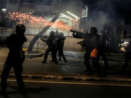 ఫలితాల తర్వాత అల్లర్లు : ఆరుగురి మృతి : ఎక్కడంటే ?