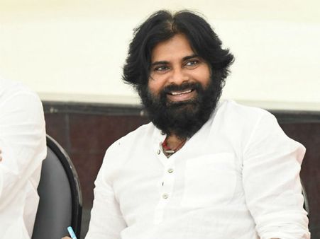 వ‌చ్చేది హంగ్.. మేమే కింగ్‌: ప‌వ‌న్ క‌ల్యాణ్‌!