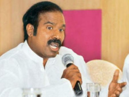 ఎగ్జిట్ పోల్స్ పై పాల్ .. ప్రజాశాంతి పార్టీకి 30 సీట్లు ..హెలికాఫ్టర్ కు ఓట్లేస్తే ఫ్యాన్ కు పడ్డాయట