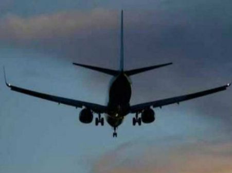 ఫ్లైట్‌లో ప్యాసింజర్ మృతి.. పోస్ట్‌మార్టం చేసిన డాక్టర్లకు దిమ్మదిరిగింది..