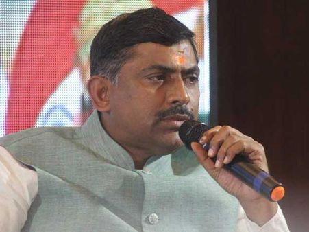 కేంద్రంలో బీజేపీ , ఏపీలో వైసీపీదే హవా ...వైసీపీ 110 స్థానాల్లో విజయం .. బీజేపీ నేత మురళీధర్ రావు