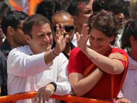 ప్రియాంక, రాహుల్ బాగా కష్ట పడ్డారు..! కానీ బీజేపి అదికారంలోకి వస్తుందన్న శివసేన..!!