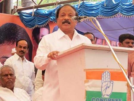 బీజేపీ అధికారంలోకి మీరంతా ఆ పార్టీతో చేయికలపండి: కాంగ్రెస్ నేత
