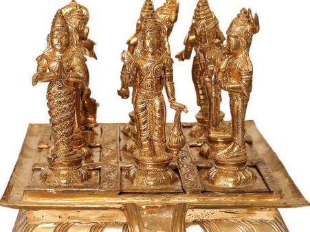  నవగ్రహ దోషం అంటే ఏంటీ ? పరిహారం కోసం ఏం చేయాలి ?
