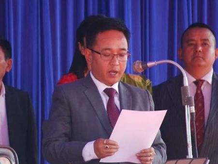 వారానికి ఐదురోజులే పనిదినాలు : సీఎం వరాలు, ఉద్యోగుల సంబరాలు