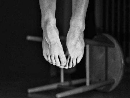 ఏం కలికాలం రా నాయనా..! అత్తింటి వేధింపులు తాళలేక 'అల్లుడి' ఆత్మహత్య..!!