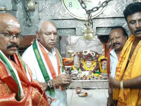 సీఎం కుమారస్వామి తుగ్లక్ దర్బార్, అధికారం ఉందని వీడియో డిలీట్, మాజీ సీఎం ఫైర్ !