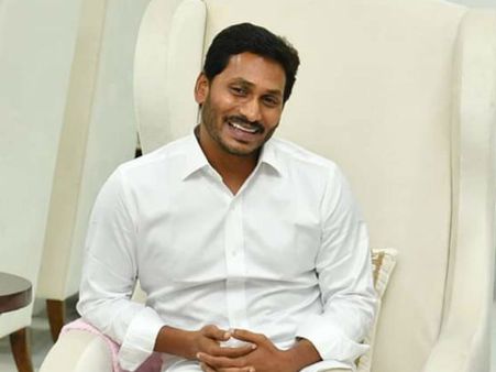 పోలవరం పై జగన్ వైఖరి ఎంటి..!? పోల 'వరమా'..? పోల 'వైరమా'..?