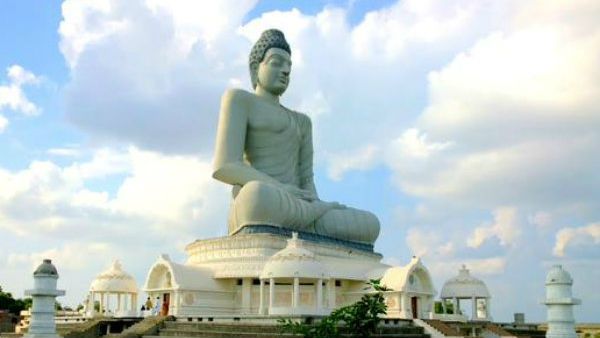 వాట్ ఏ వెరైటీ.. ఏపిలో వారసుల వాపస్..! రాజకీయాల నుండి వ్యాపారం వైపు అడుగులు..!