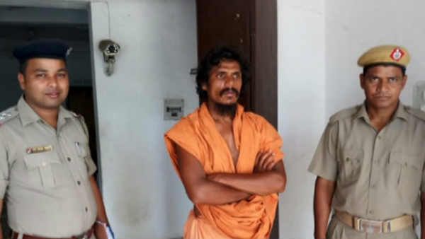 బురిడీ బాబా! దెయ్యం వ‌దిలిస్తానంటూ.. ఆడపిల్లలపై ఆకృత్యాలు!