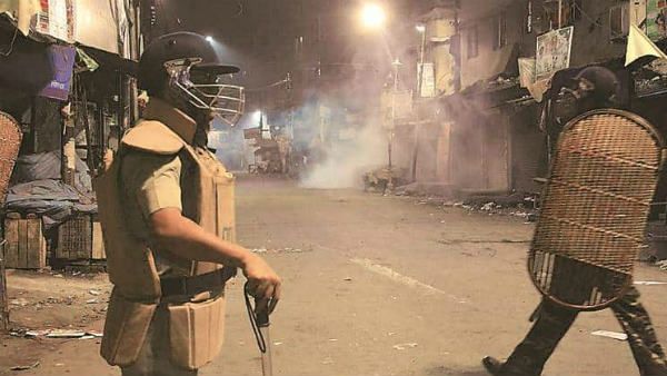 బెంగాల్‌లో ఆగని ఘర్షణలు.. కంకినారాలో క్రూడ్ బాంబు దాడి.. ఒకరి మృతి