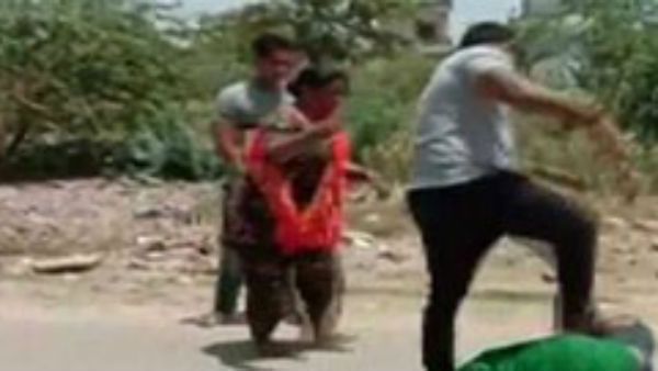 మహిళపై కౌన్సిలర్ తమ్ముడి దాష్టీకం : పిడిగుద్దులు కురిపించి, కాలితో తన్ని ...