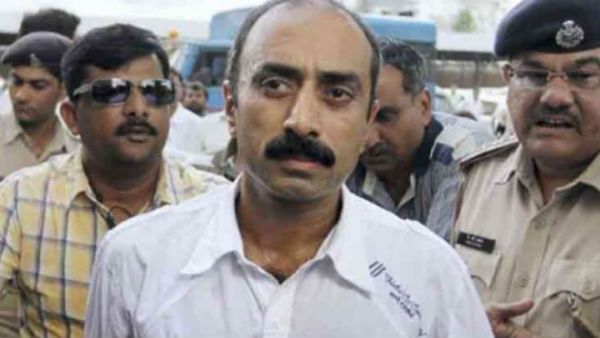 గుజరాత్ మాజీ ఐపీఎస్‌కు జీవిత ఖైదు : కస్టోడియల్ డెత్ కేస్‌లో కోర్టు తీర్పు