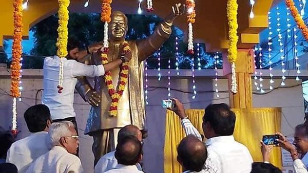 నంద‌మూరి కుటుంబం ప‌ట్ల కృత‌జ్ఞ‌త‌ను చాటుకున్న వైఎస్ జ‌గ‌న్ టీమ్‌లోని మంత్రి