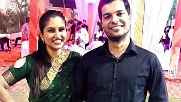 విధి ఆడిన వింత నాటకం : భార్య కళ్లెదుటే భర్త అదృశ్యం..