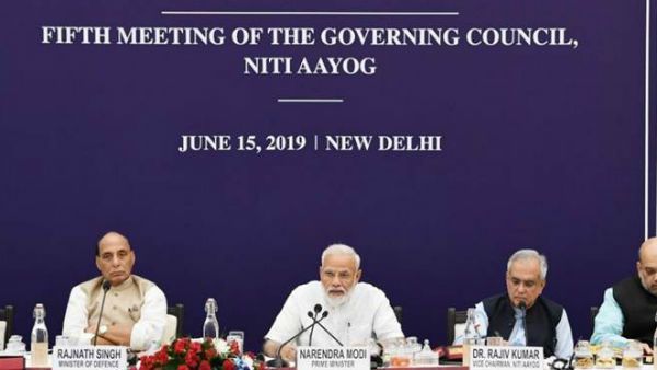 2024 నాటికి భారత ఆర్థిక వ్యవస్థ ఐదు ట్రిలియన్ డాలర్లకు ఎదగాలి: ప్రధాని మోడీ