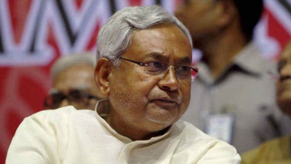 సమాధానాలు కాదు.. పరిష్కారం కావాలి... పిల్లల మరణాలపై సీఎం నితీష్ కుమార్‌కు సుప్రిం అంక్షింతలు..