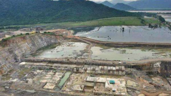 పోలవరం నిధుల విడుదలకు గ్రీన్ సిగ్నల్ ఇచ్చిన కేంద్రం ..ఏపీకి అన్నీ మంచి శకునములే