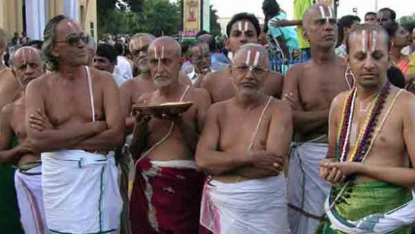 అర్చకులకు శుభవార్త.. జీతాల్లో 25 శాతం పెంపు