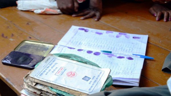 ఒకే దేశం .. ఒకే కార్డు ... దేశవ్యాప్తంగా రేషన్ కోసం కేంద్రం కసరత్తు ..!