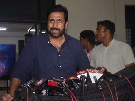 రవిప్రకాశ్ అరెస్ట్‌కు రంగం సిద్ధం, కాసేపట్లో నోటీసులు