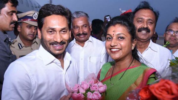 రోజాకు జ‌గ‌న్ పిలుపు: బుజ్జ‌గింపులేనా..ప‌ద‌వి ఇస్తారా: సీఎం ఇచ్చే ఆఫర్ ఇదేనా..!