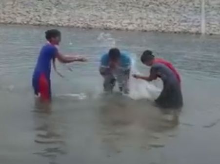 రిజర్వాయర్‌లో మరదళ్లతో సెల్ఫీ : ఊపిరితీసిన ఫీట్ (వీడియో)